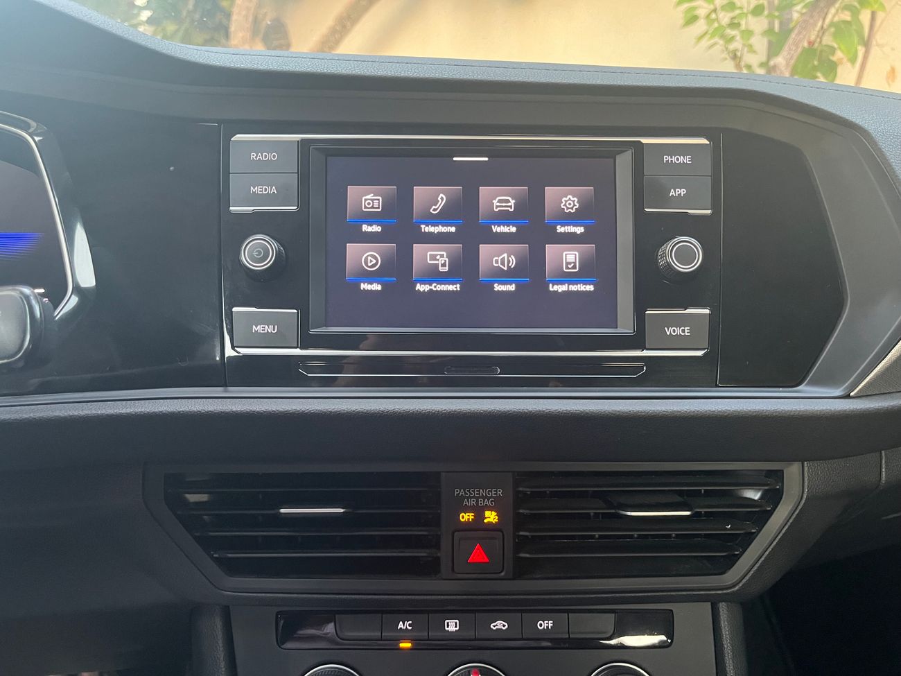 Volkswagen Jetta TWO YEARS WARRANTY, one year service contract