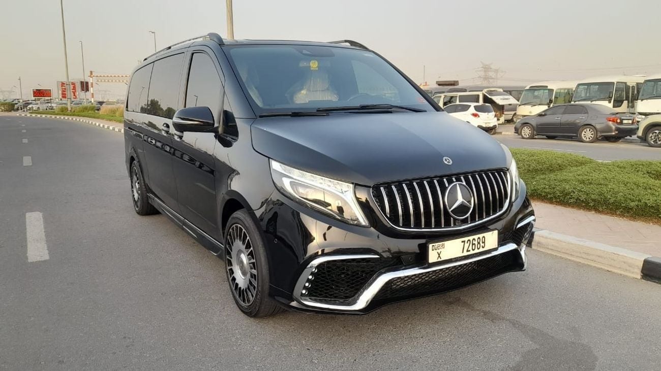 Mercedes-Benz V 250 Vip interior original car low kms personal use from new