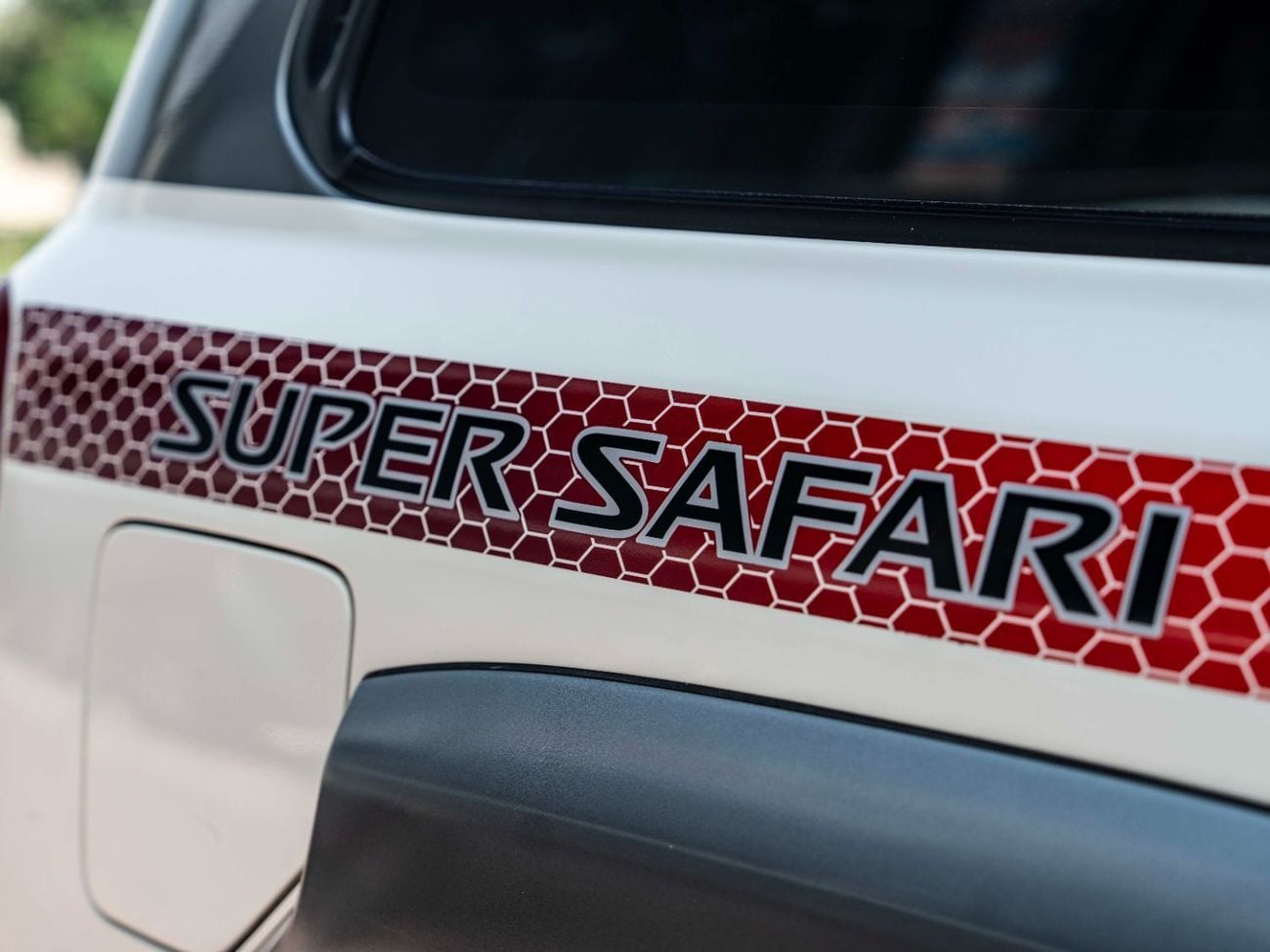 Nissan Patrol Safari Super Safari 4.8L A/T