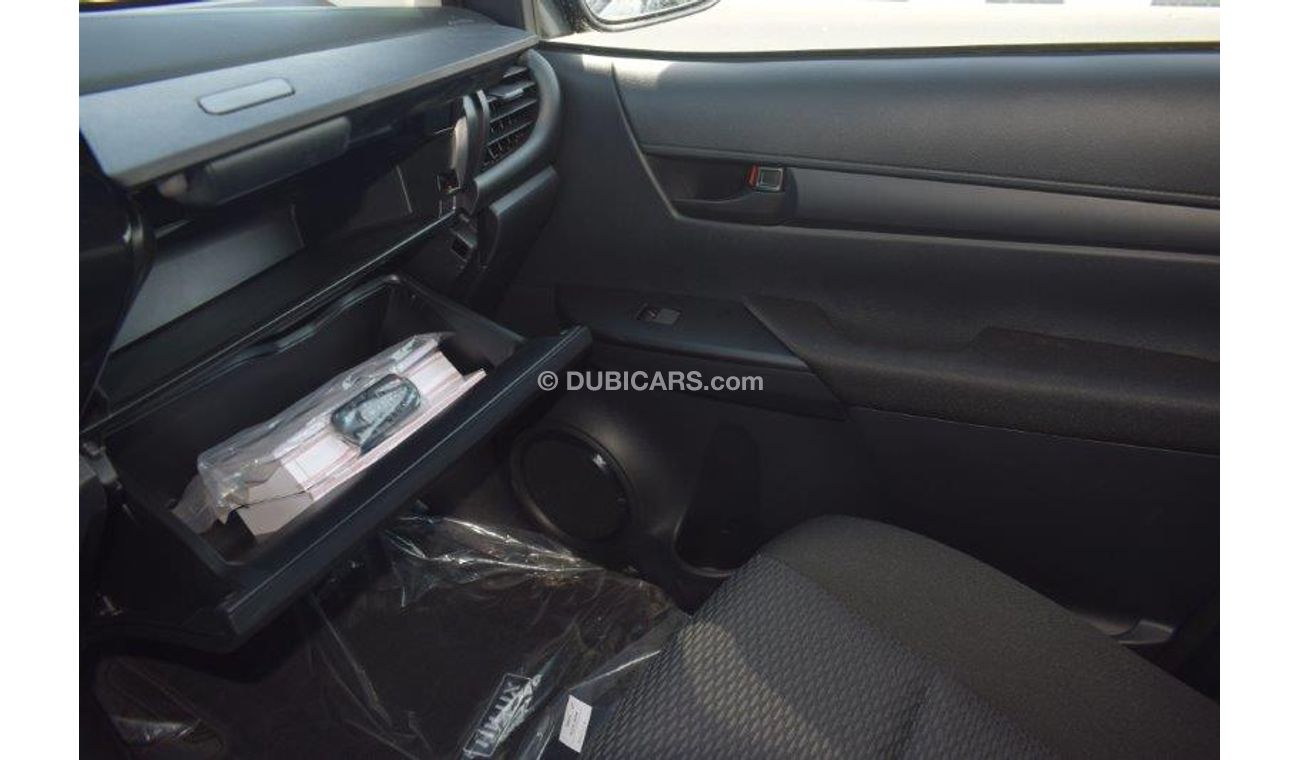 Toyota Hilux DOUBLE CAB PICKUP 2.4L DIESEL 4X4 AT