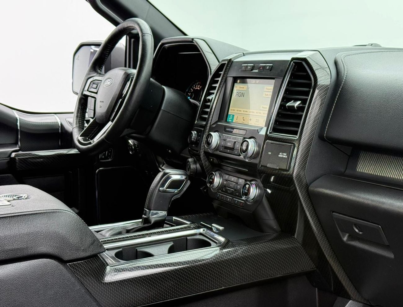 فورد F 150 CREW SHELBY 2018 Ford F-150 Shelby, Full Service History, Excellent Condition, GCC