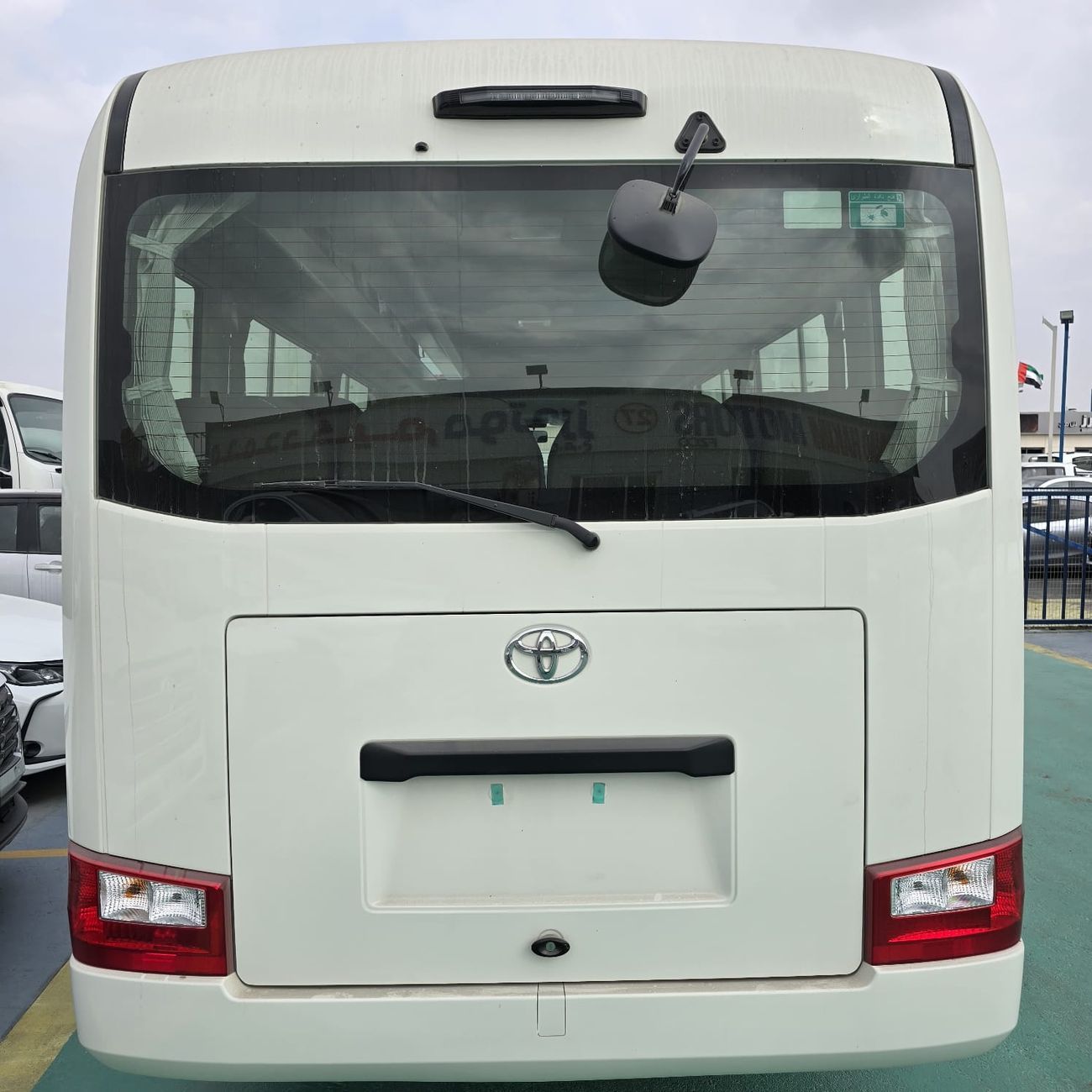 Toyota Coaster TOYOTA COASTER FULL OPTION 2.8 L DIESEL 2025 MODEL AUTOMATIC TRANSMISSION