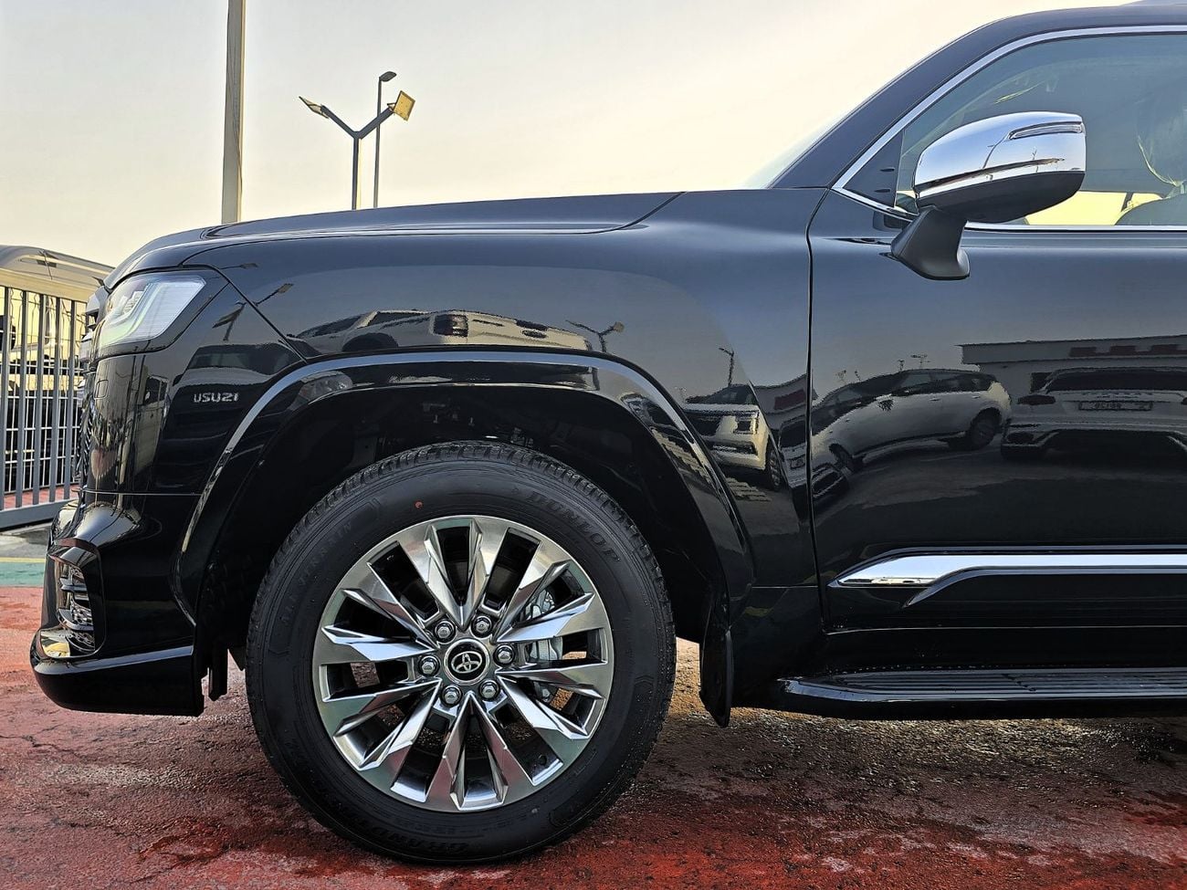 Toyota Land Cruiser Toyota Land Cruiser VXR 4.0l A/T 4WD With radar GCC Black color 2026 Model