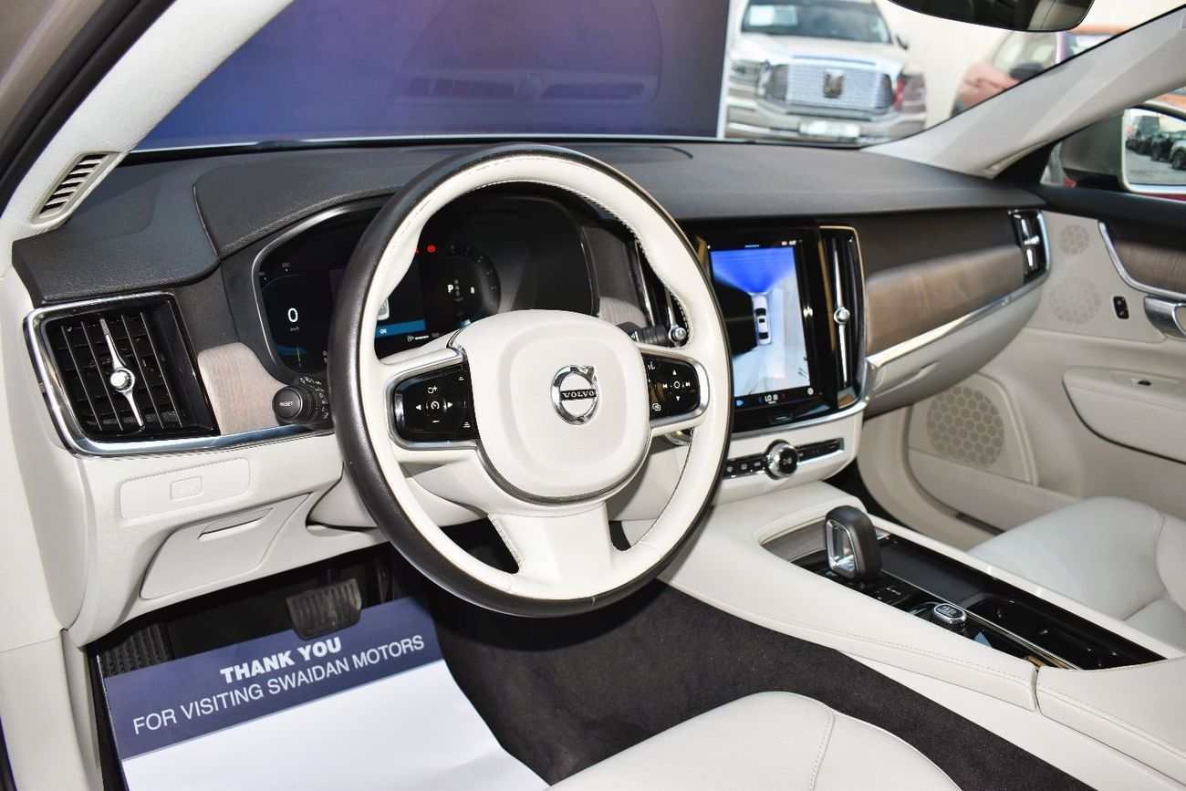 Volvo S90 B5 2.0T Momentum