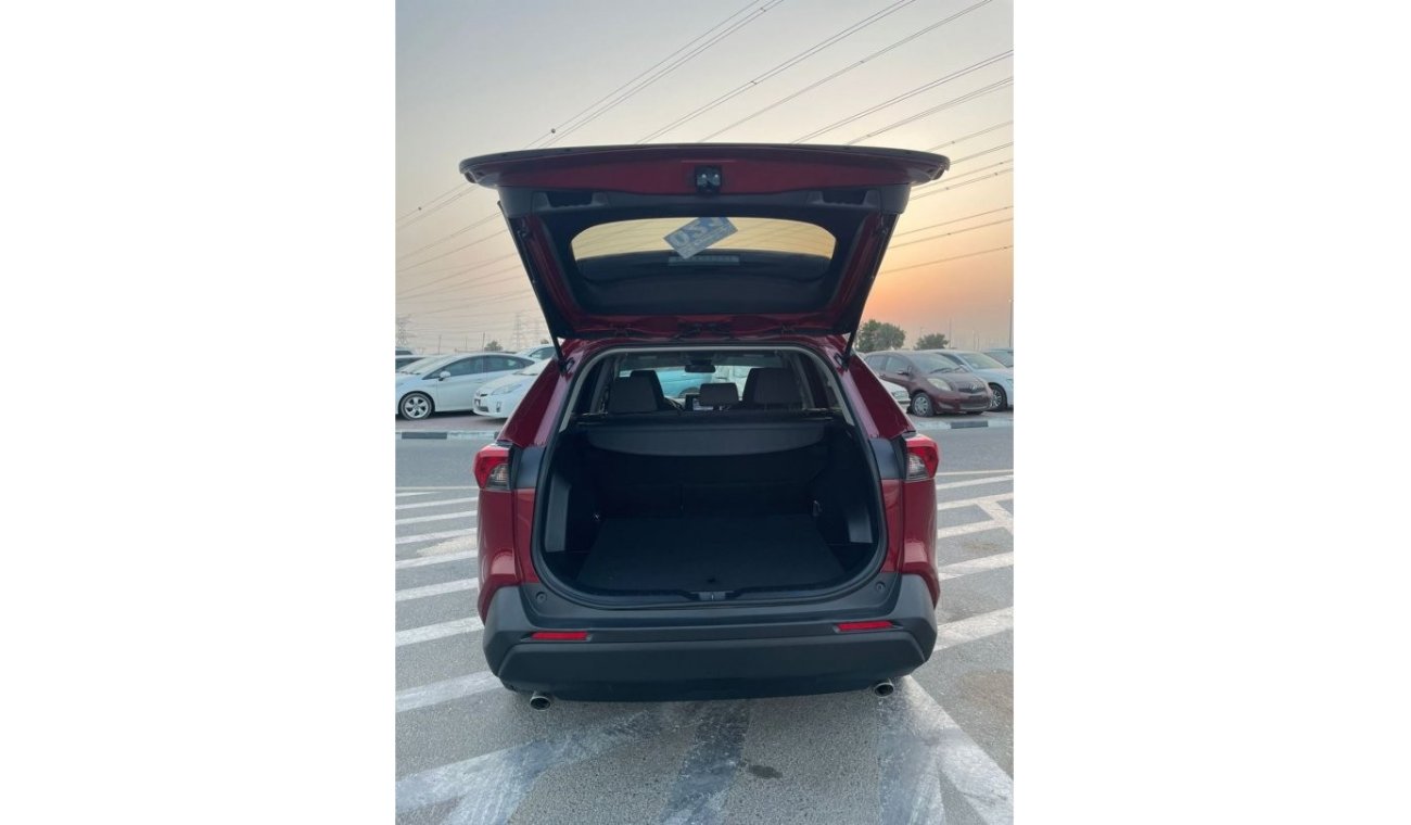 Toyota RAV4 2019 Toyota Rav4 Le 4x4 / EXPORT ONLY / فقط للتصدير