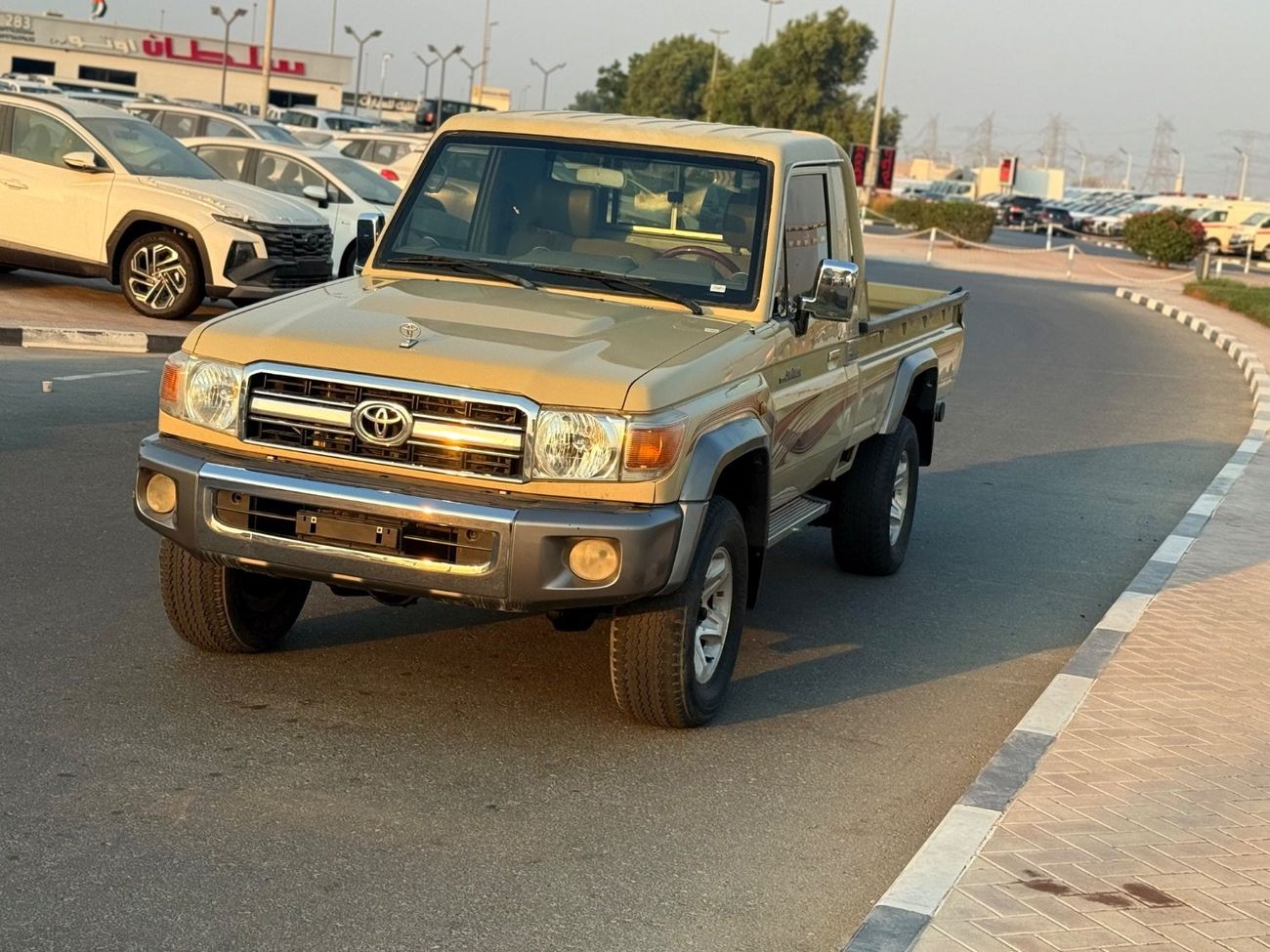 Toyota Land Cruiser Pick Up Toyota Landcuriser pickup single cabine 2016  V6 Petrol