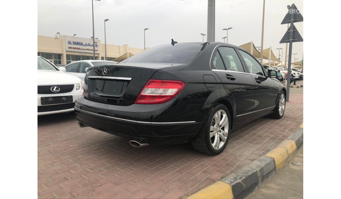 Mercedes-Benz C 300 model 2011 car prefect condition full option low mileage