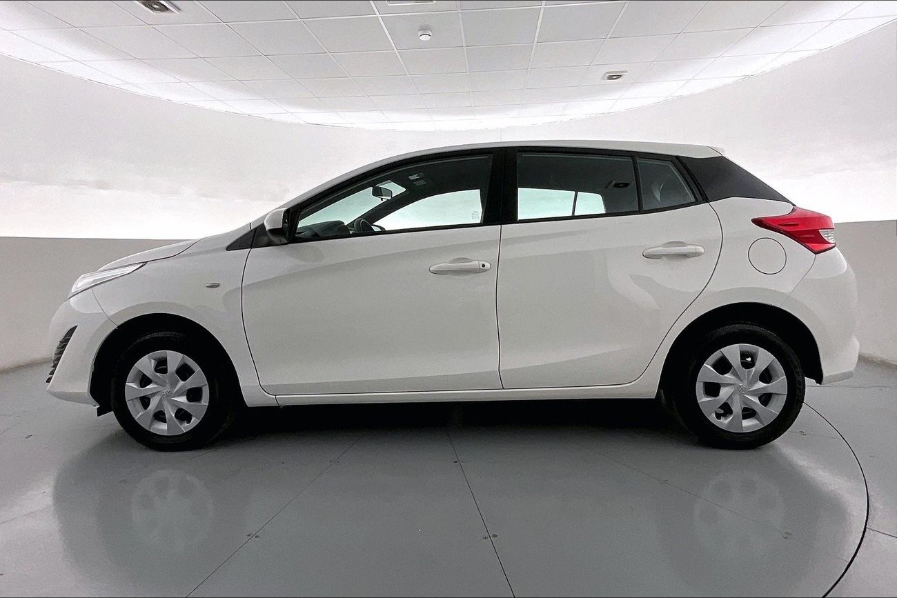 تويوتا يارس SE / E | سنة ضمان مجانية | 0 دفعة أولى | سياسة الإعادة بعد 7 أيام