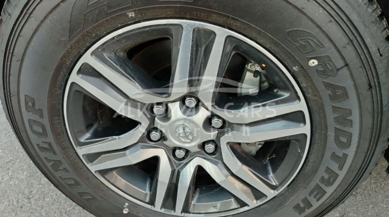 Toyota Fortuner 2.7 v4 petrol 2023