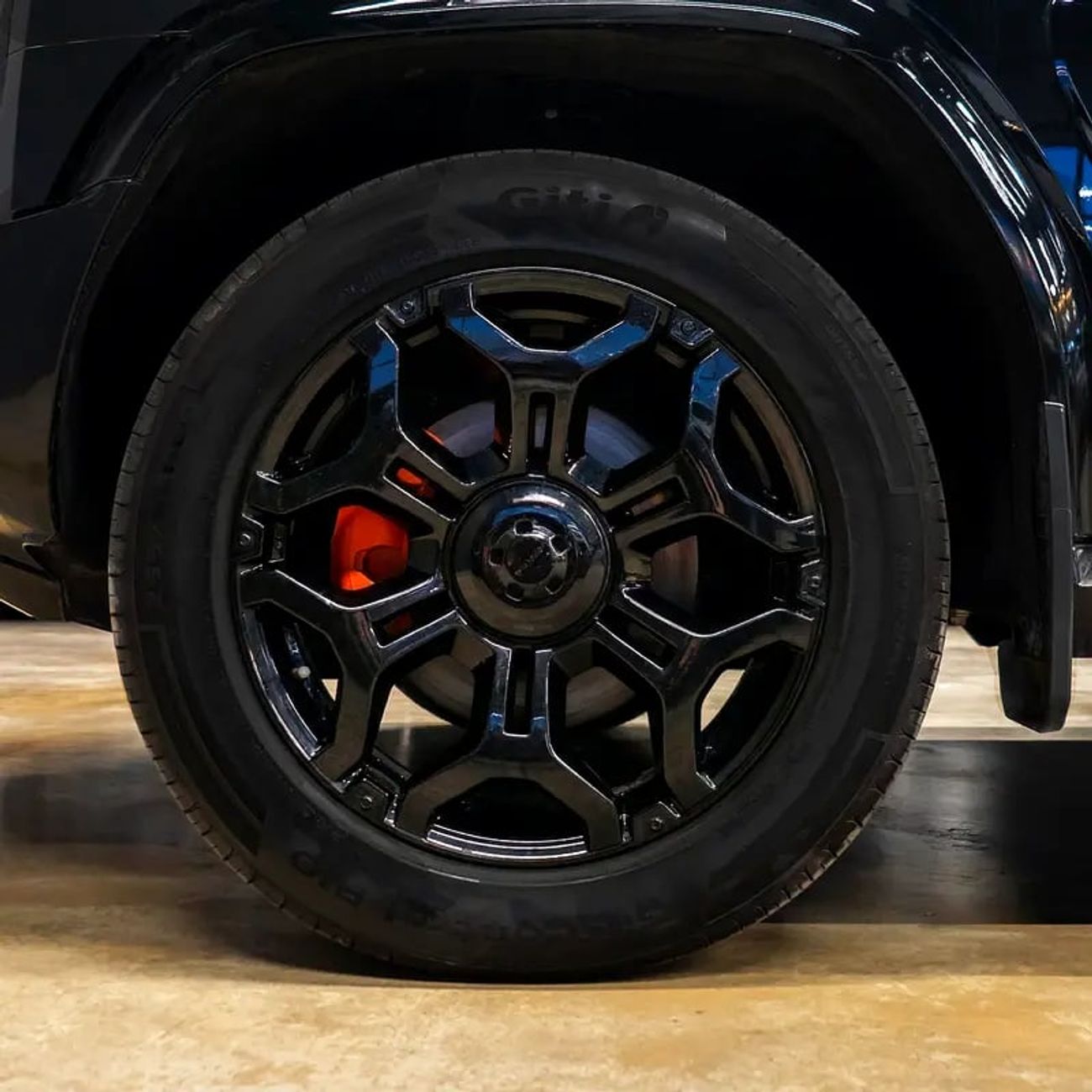 Jetour T2 Luxury 2,299 pm • 0% Downpayment • • 1 Year Warranty