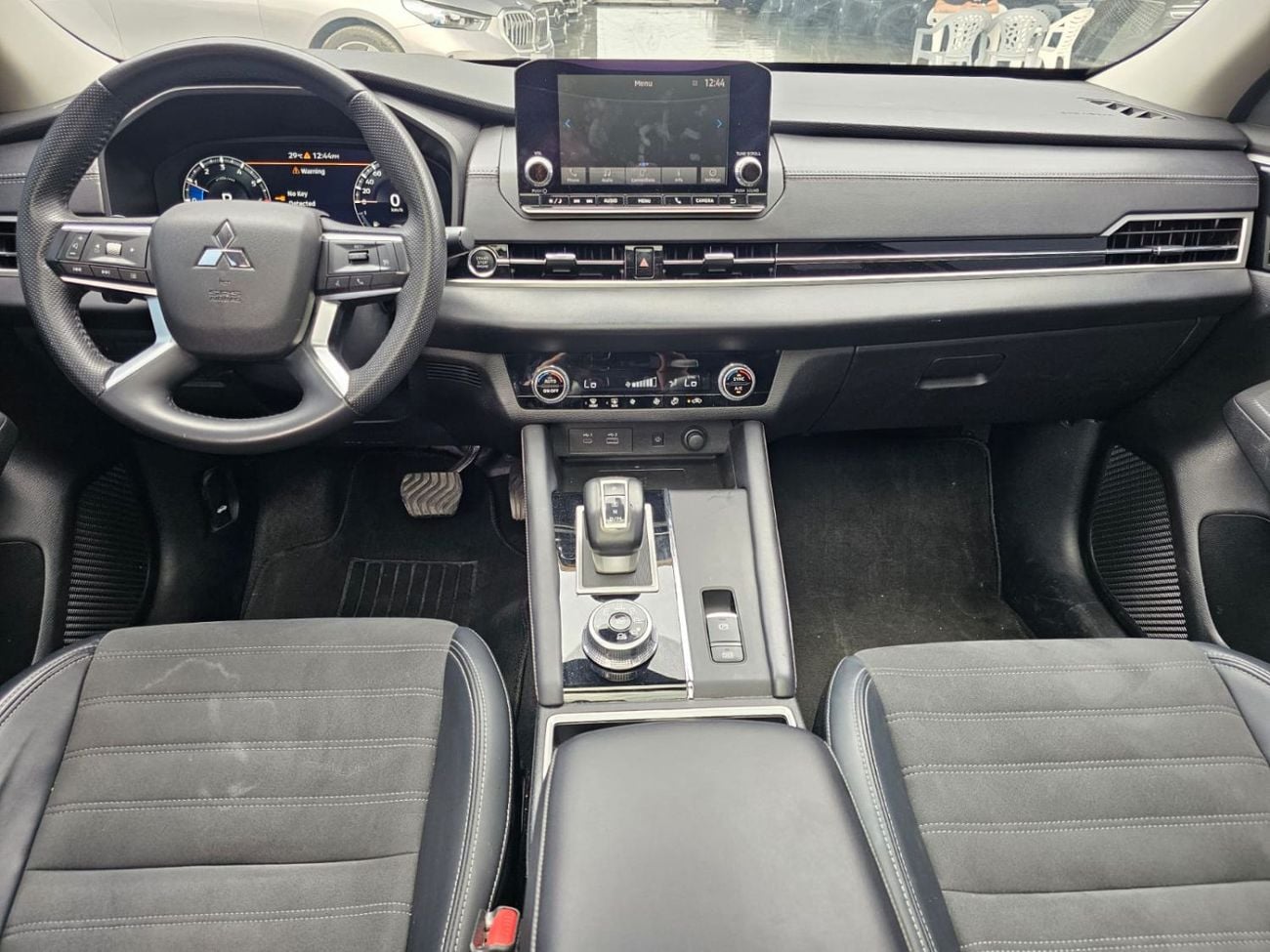 ميتسوبيشي آوتلاندر GLX High 2.4L