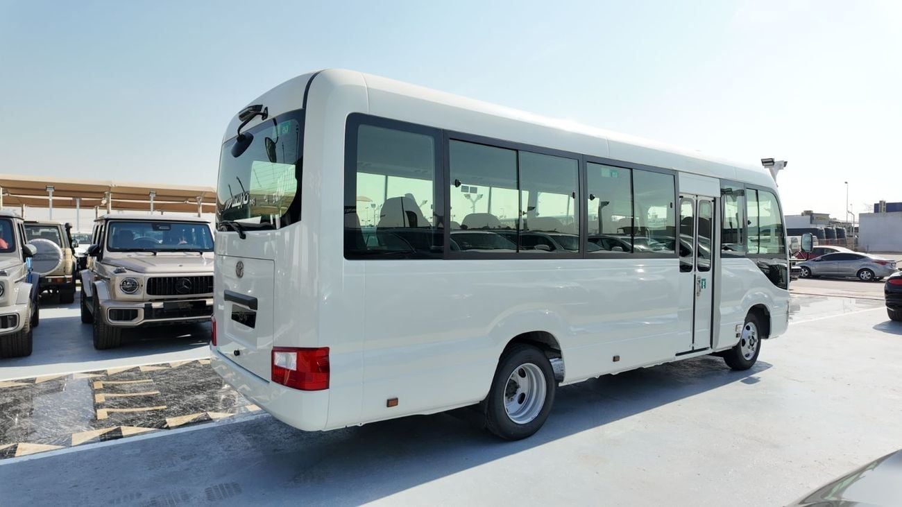 تويوتا كوستر 2026 Toyota Coaster High-Roof 23-Seaters 4.0L 4-Cyl Diesel M/T RWD