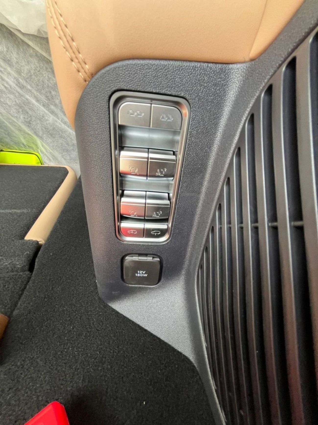 BYD Leopard 8 flagship