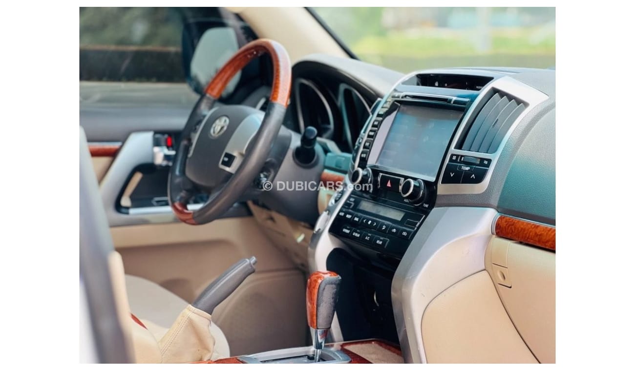 Toyota Land Cruiser Vxr 5.7