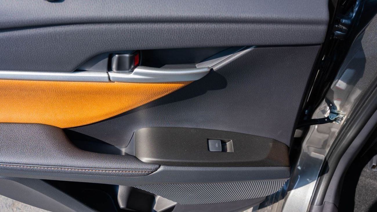 تويوتا كامري 2025 Toyota Camry Lumiere 2.5L HEV Full option - GCC