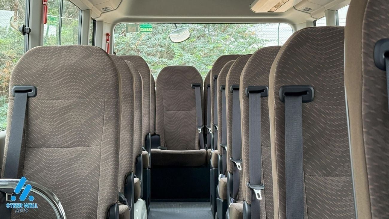 Toyota Coaster  2025 | 23-Seater | 4.0L Diesel | RWD | GCC Specs | Full Option White | BEST PRICE