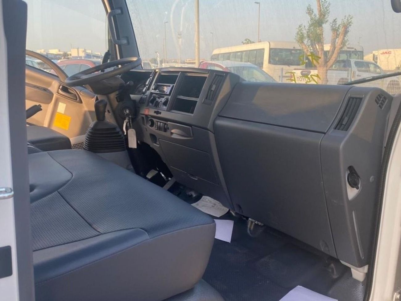 Isuzu NPR Dump Truck 4 Ton