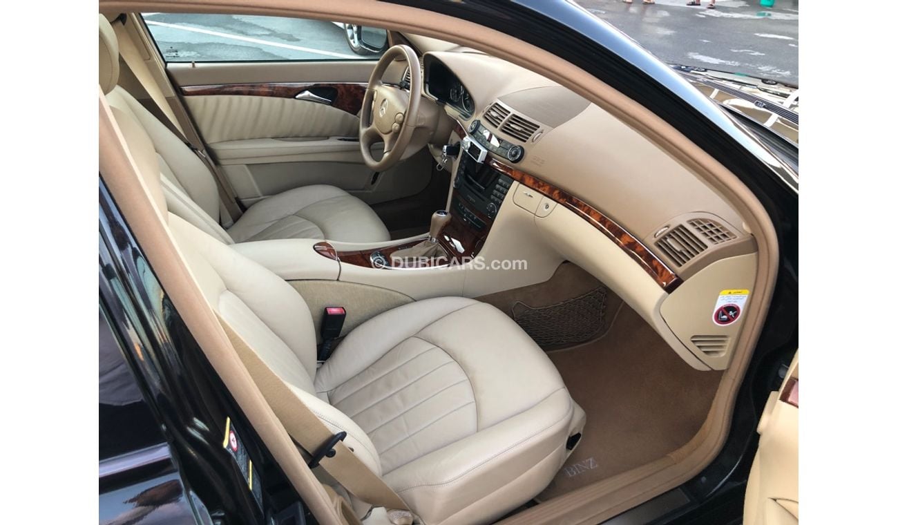 مرسيدس بنز E 350 موديل 2007 خليجي فل مواصفات كراسي جلد ومثبت سرعه وتحكم كهربي كامل ونظام صوت ممتاز وكاميرا خلفيه ومدخ