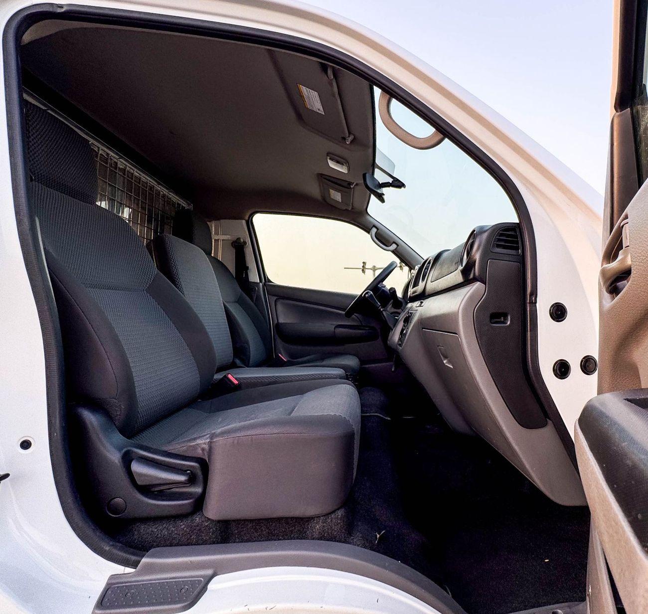 Nissan Urvan Panel Van Std 2.5L M/T (3 Seater) Petrol (4 Door) Nissan Urvan Van | 2.5 L | 2021 | GCC | Accident-F