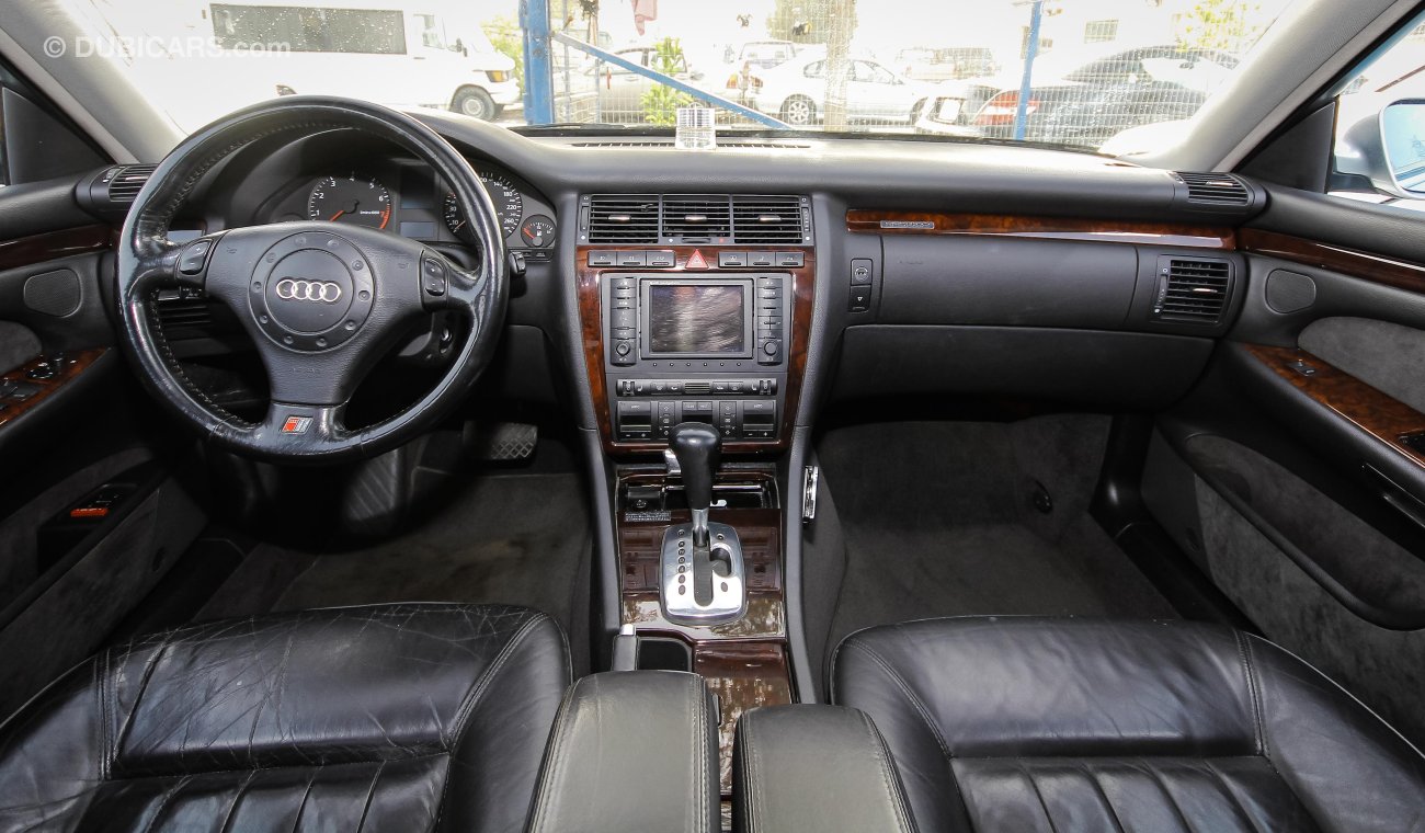 Audi A8 4.2 Quattro