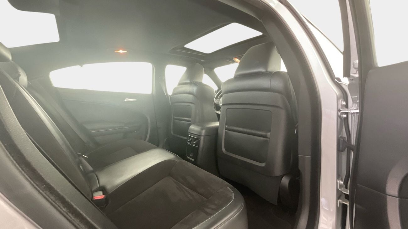 دودج تشارجر GT | upto AED 20,000 Ramadan Discount | شامل الضمان | 0 ﺪﻔﻋﺓ ﺃﻮﻟﻯ