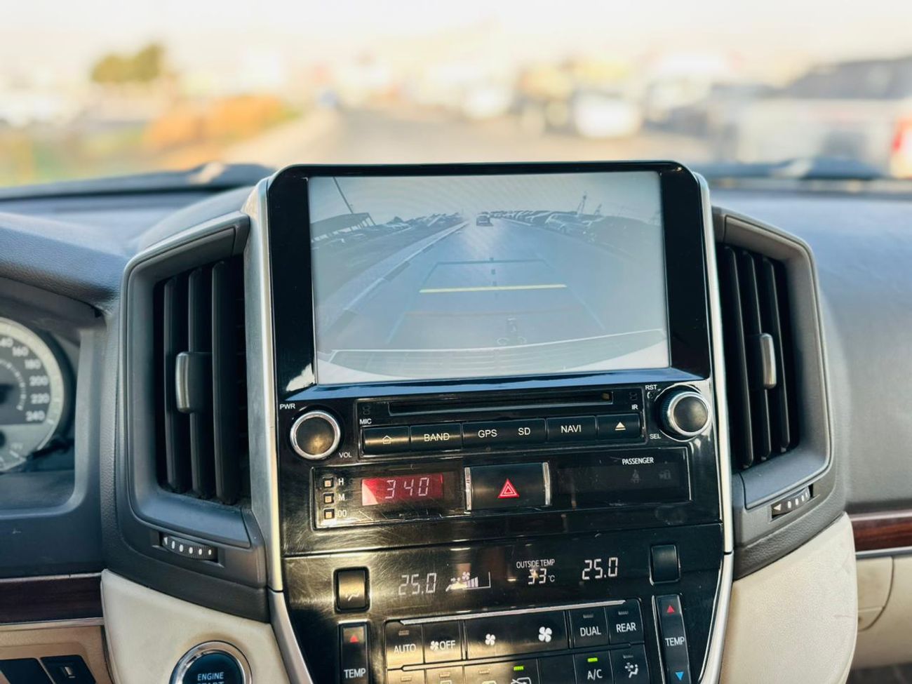 تويوتا لاند كروزر VXR+ 5.7L