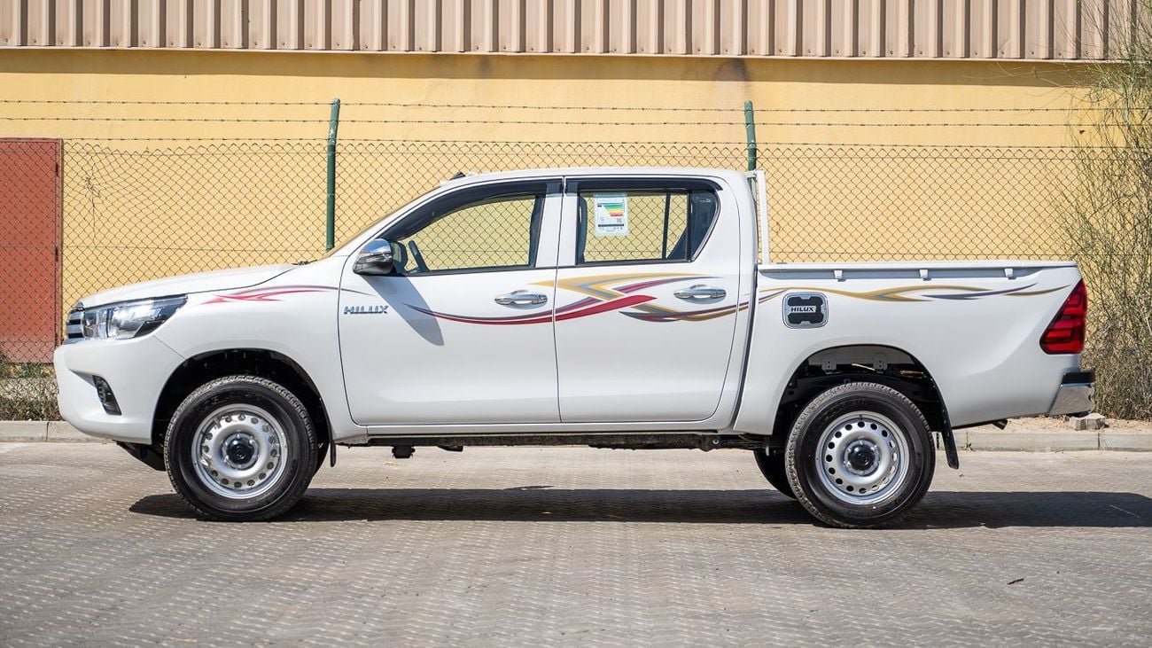 Toyota Hilux TOYOTA HILUX 2.4 MT 4X4 BASIC -2026YM