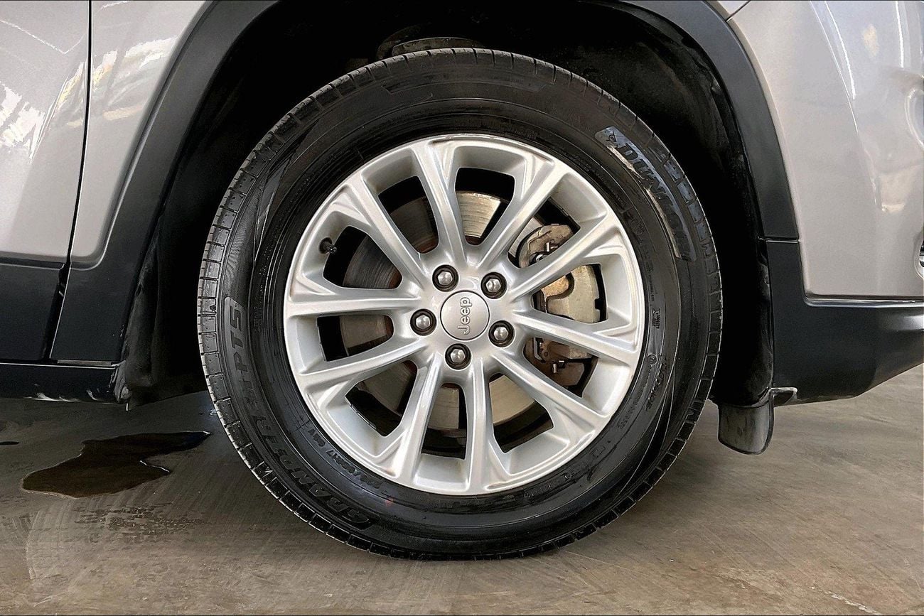 Jeep Cherokee 3.2 V6 SPORT FWD AUTO | Guaranteed Warranty | 0 Down Payment