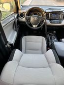 Toyota RAV4 XLE 4WD sunroof  full Option