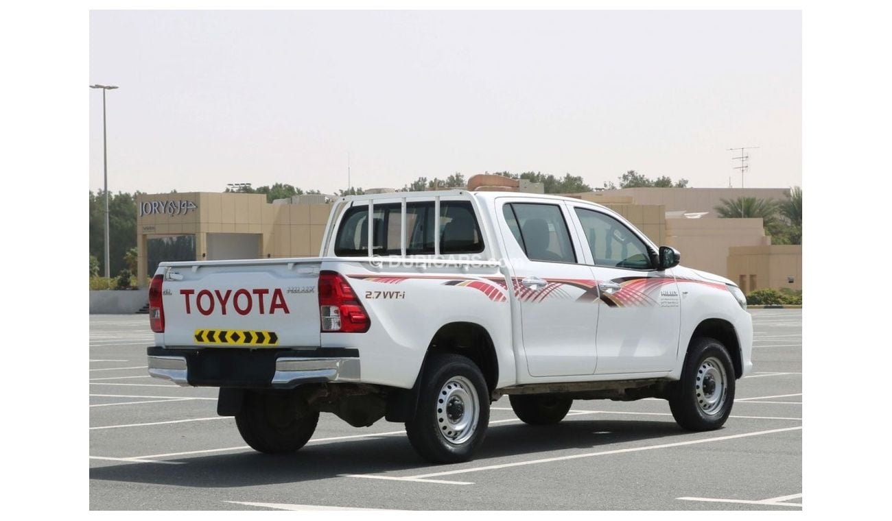 تويوتا هيلوكس GL GL 2016 | TOYOTA HILUX GL - 4X4 - D/C - A/T 2.7L  - PETROL - WITH GCC SPECS AND EXCELLENT CONDITI