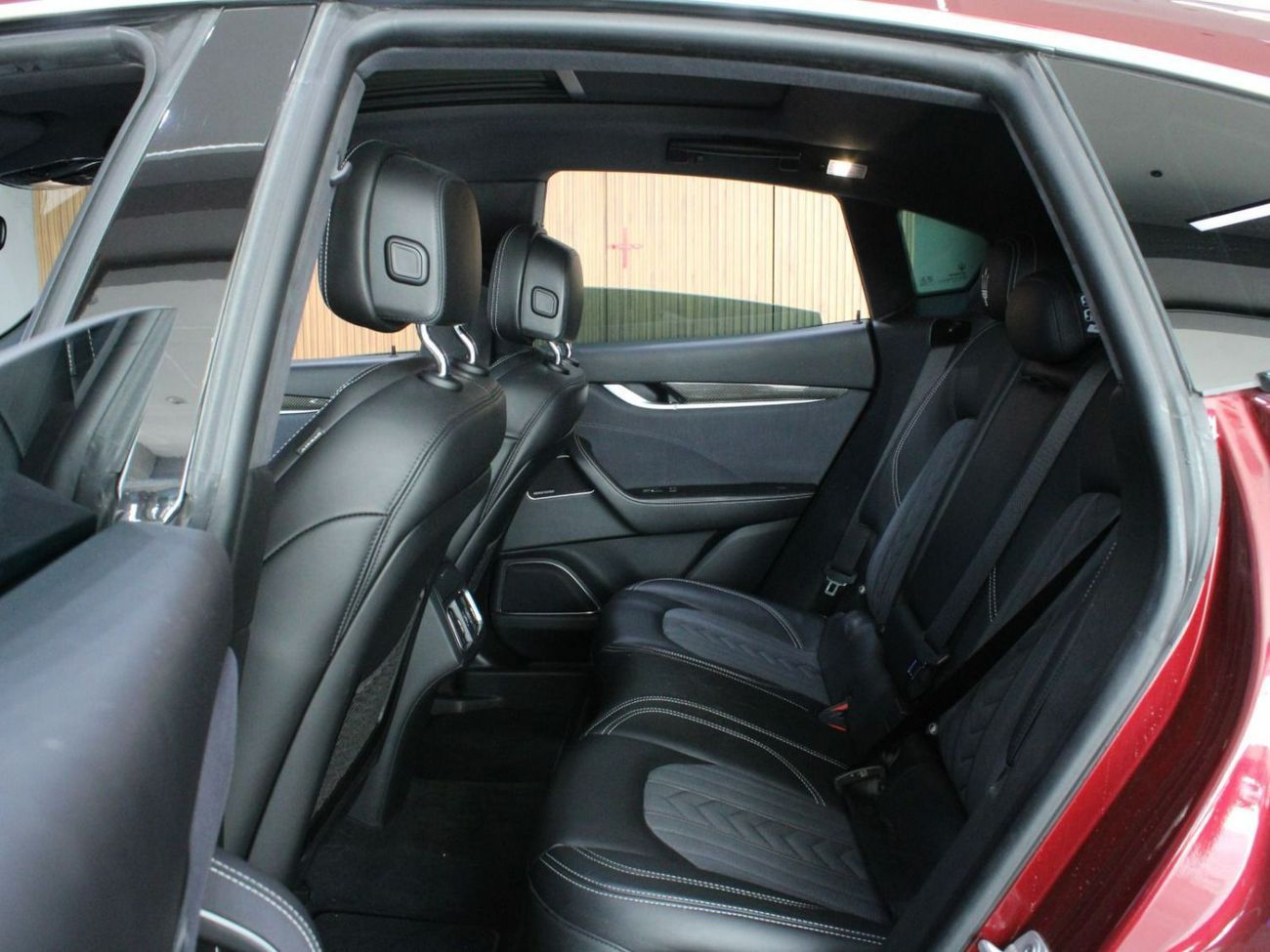 مازيراتي ليفونت SQ4 | V6