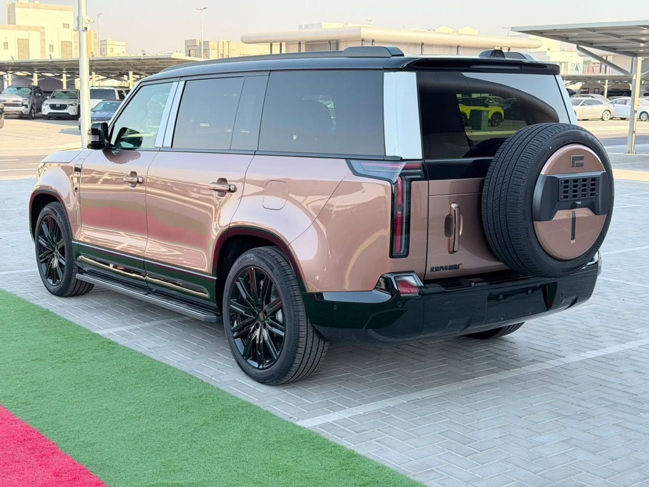 روكس أداماس 1.5L Turbocharged AWD Luxury VIP | 6-Seats | 2026 | COUCH