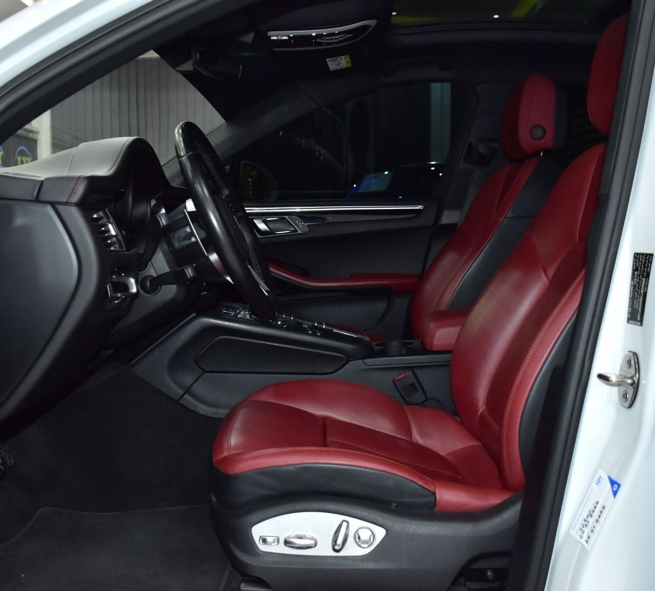 Porsche Macan EXCELLENT DEAL for our Porsche Macan ( 2020 Model ) in White Color GCC Specs