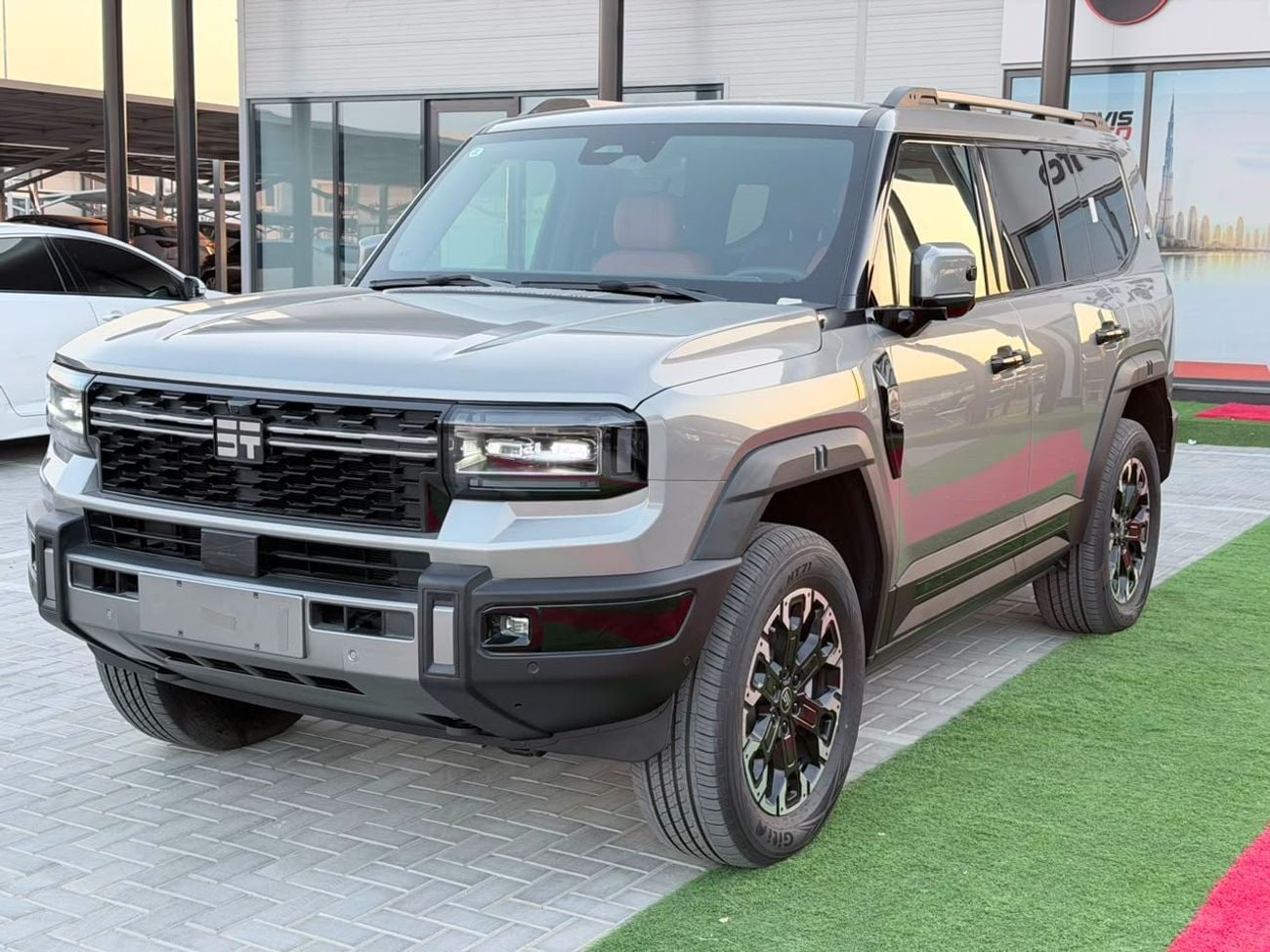 جيتور G700 1.5L AT PHEV FULL OPTION FLAGSHIP