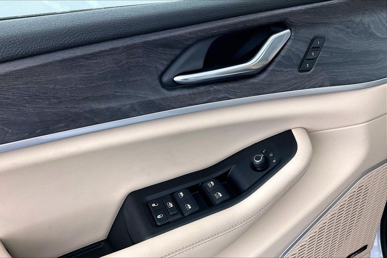 جيب شيروكي Limited Plus | سنة ضمان مجانية | خالية من أضرار الفيضانات