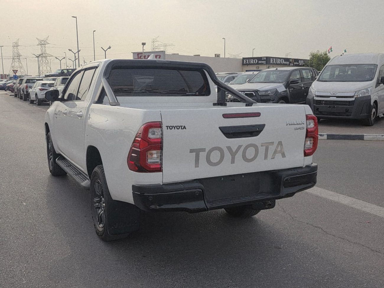 تويوتا هيلوكس diesel engine ,roght hand drive only for export available