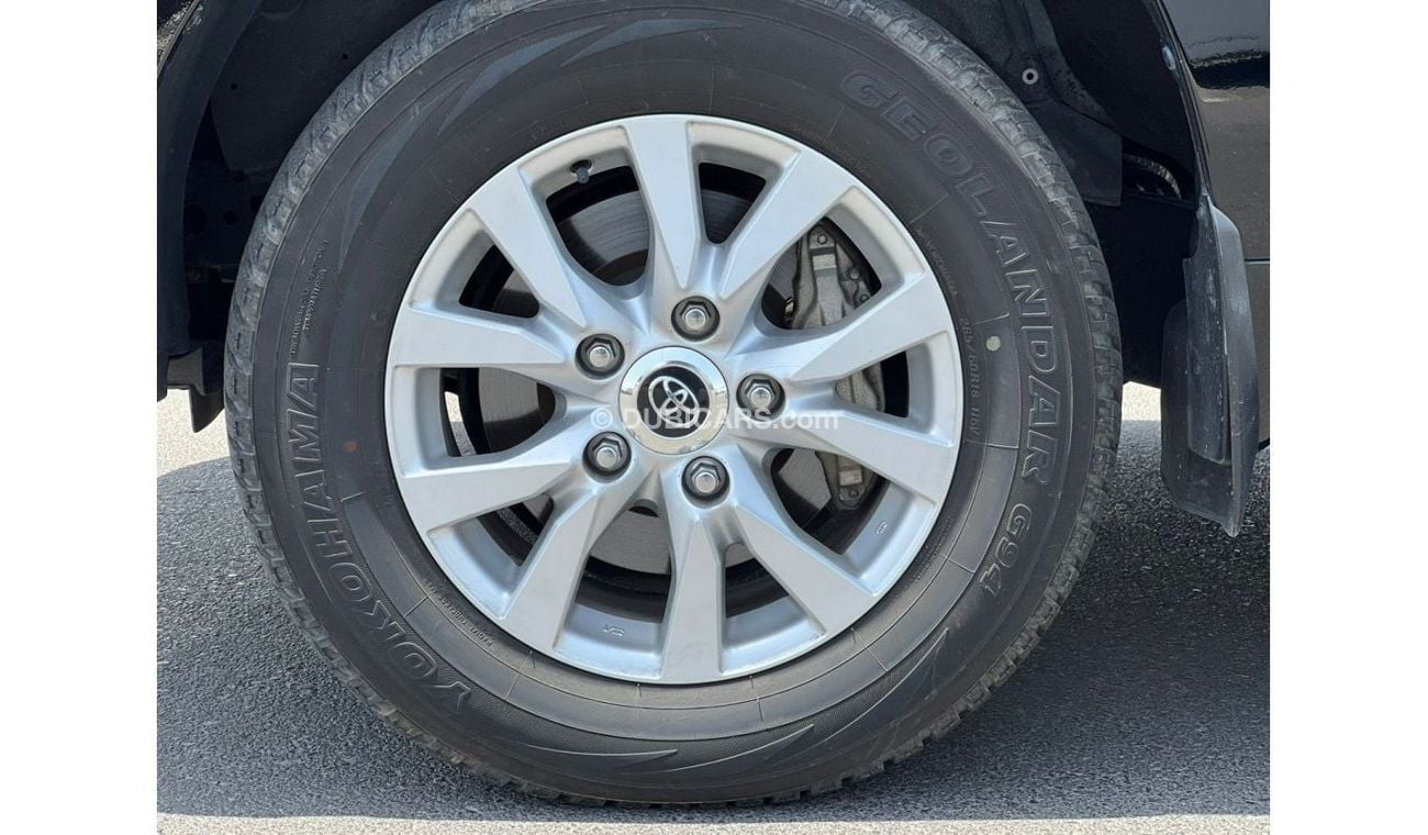 Toyota Land Cruiser 4.0L GXR V6 PETROL FULL OPTION