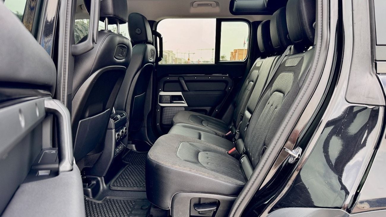 لاند روفر ديفندر P400 110 SE 3.0L (5 Seater)