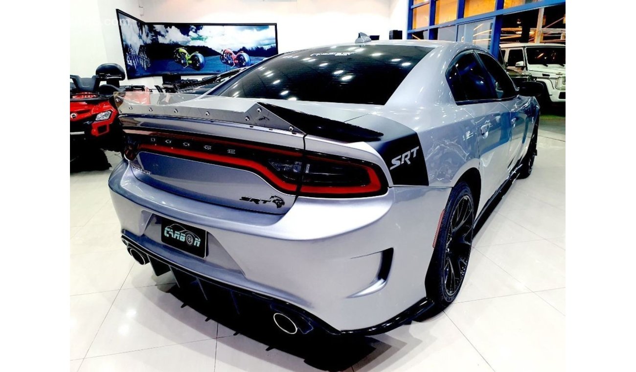 Dodge Charger V6 - 2017 - ONE YEAR WARRANTY - ( 920 AED PER MONTH )