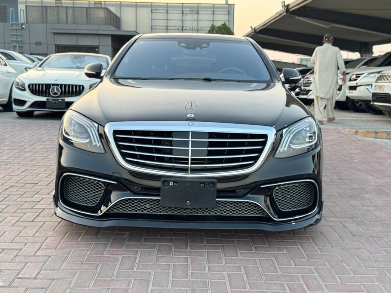 مرسيدس بنز S 600 