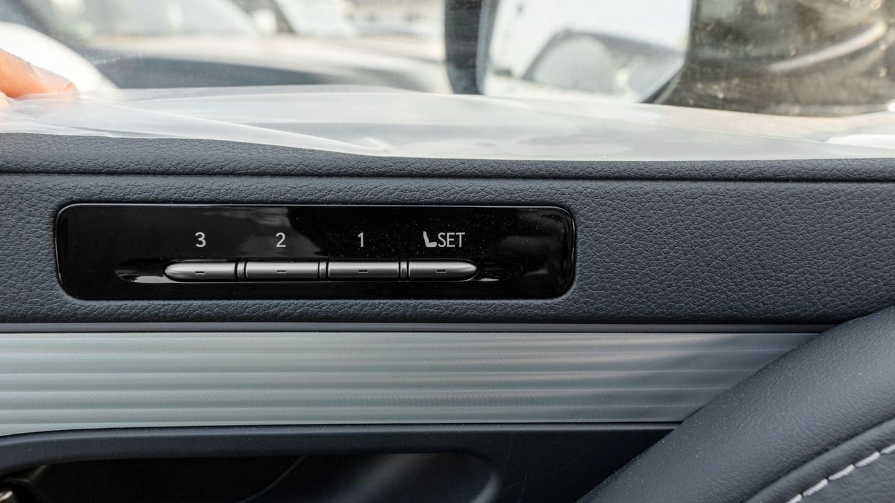 Lexus LX 600 2025 Lexus LX600 F-Sport 3.5L AT Petrol (Green-Red)