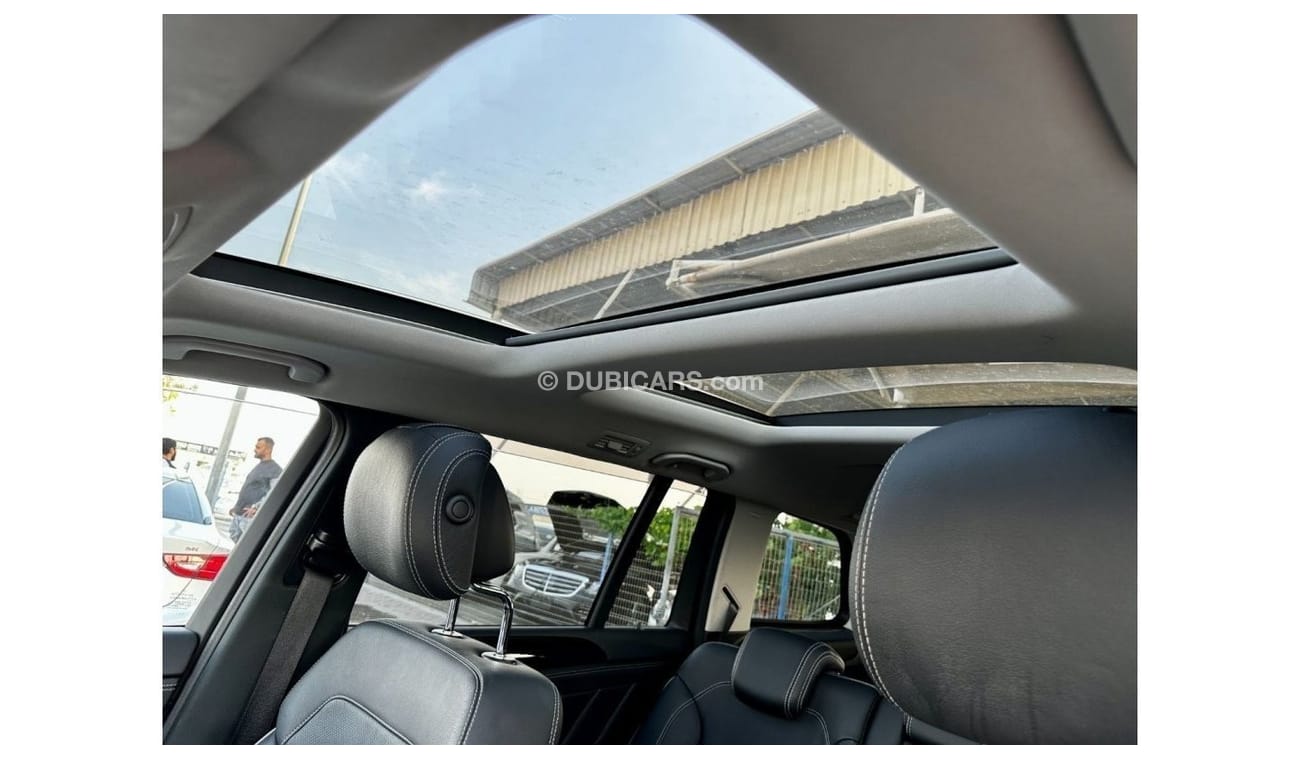 Mercedes-Benz GL 550