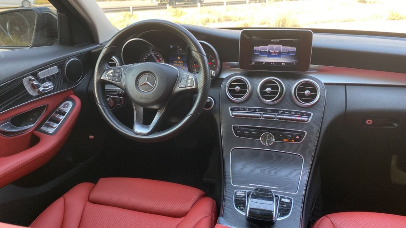 Mercedes-Benz C 300 Luxury