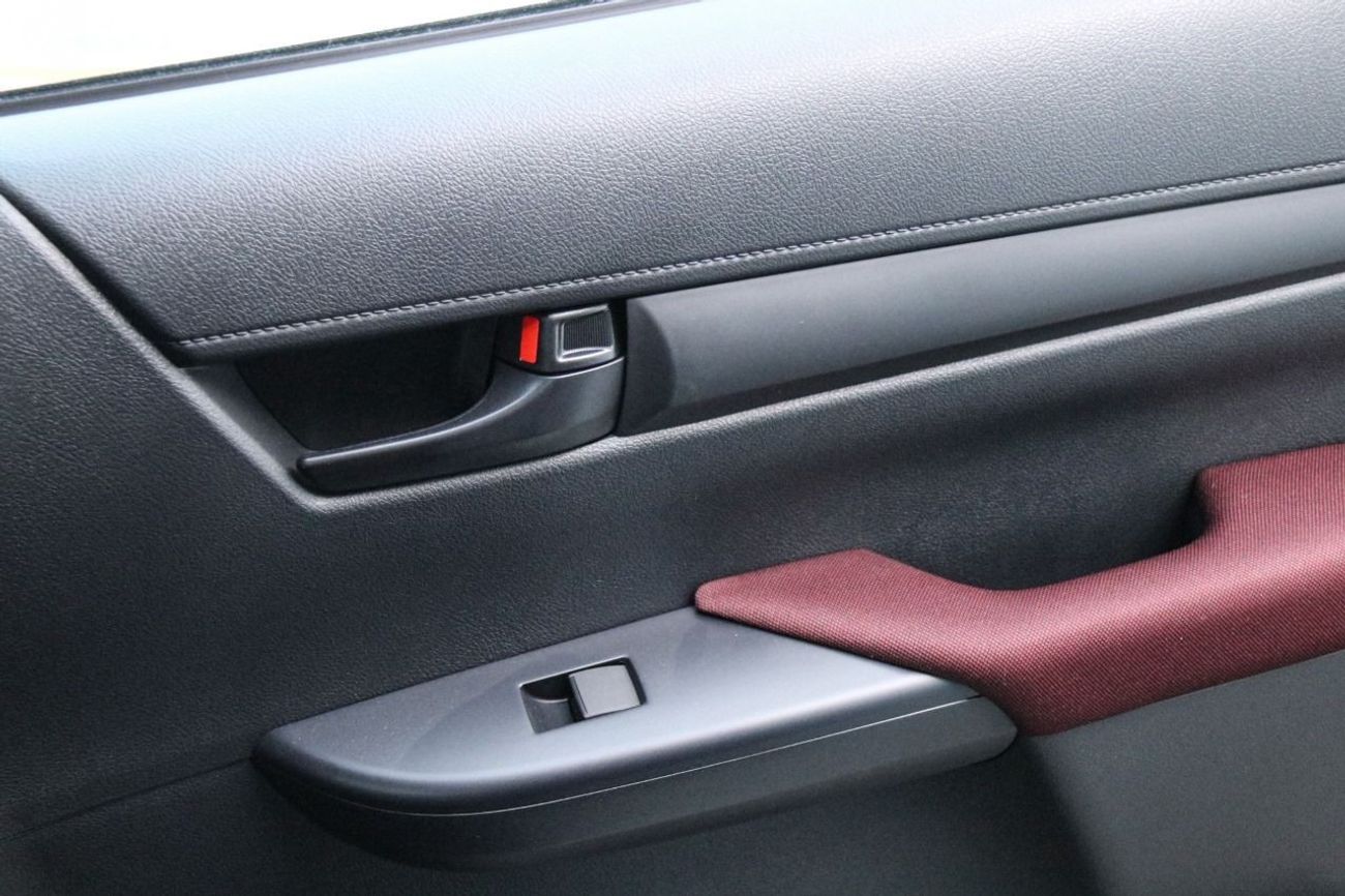 Toyota Hilux TOYOTA HILUX 2.7 AT MID OPTION WHITE 2024