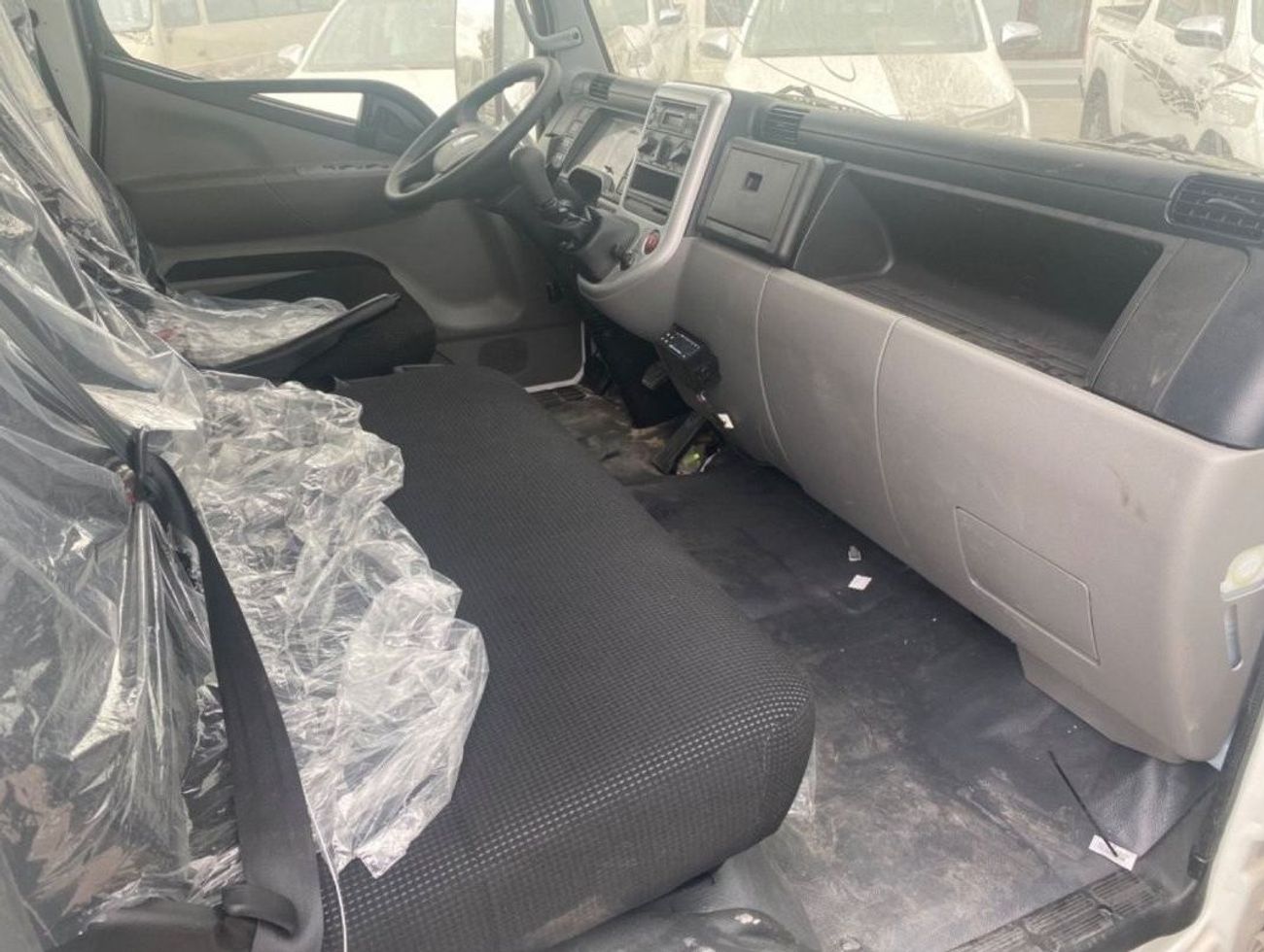 ميتسوبيشي فوسو كانتير Refrigerator -16