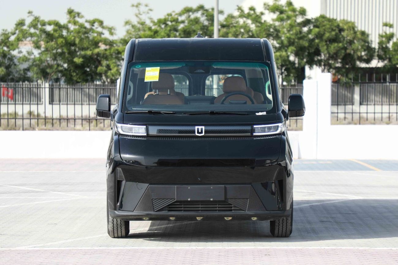 Geely Farizon 2025 Farizon Super Van - Black inside Black | Export Only