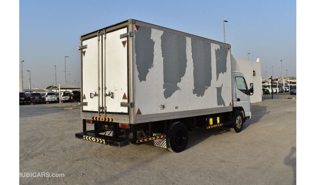 ميتسوبيشي كانتر 2008 | MITSUBISHI CANTER 4.2 TON TRUCK | CHILLER | 14 FEET | GCC | VERY WELL-MAINTAINED | SPECTACULA