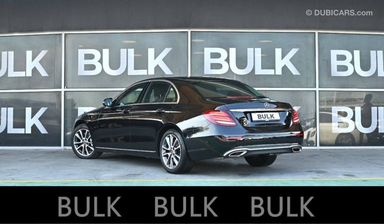 مرسيدس بنز E 400 Mercedes E 400 - AMG Package - No Accident - Original Paint - AED 2,804 Monthly Payment - 0% DP