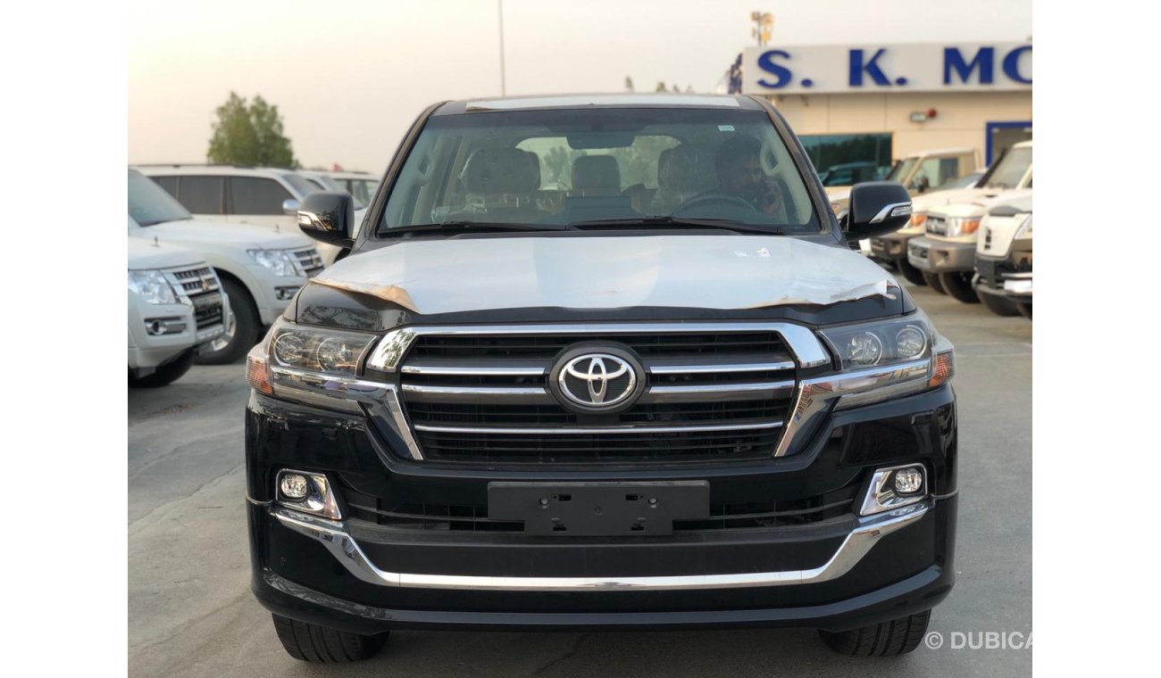 Toyota Land Cruiser 4.6L PETROL, 22” ALLOY RIMS, PUSH START, LED HEADLIGHTS, FOG LAMPS, COOL BOX, (CODE # GXRGT20)