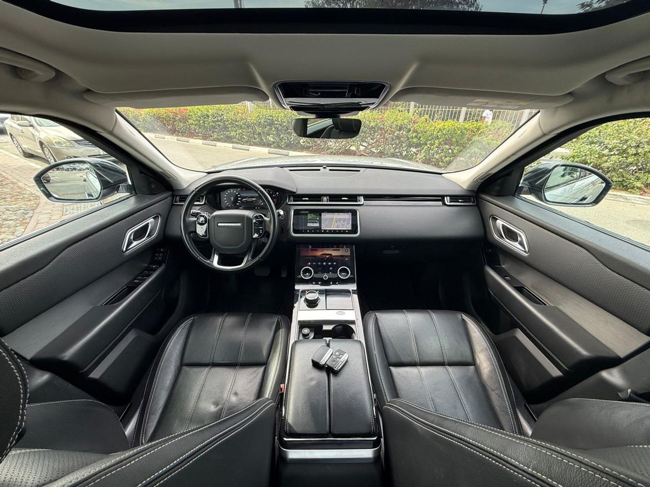 Land Rover Range Rover Velar P250 S 2.0L Petrol RANG ROVER VELAR S 2019 GCC 2.0L FULL SERVICE HISTORY